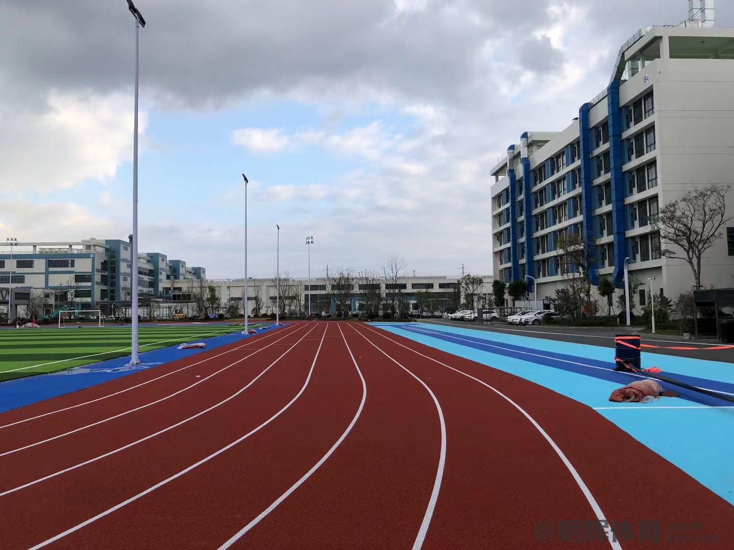 芒康200米塑胶跑道